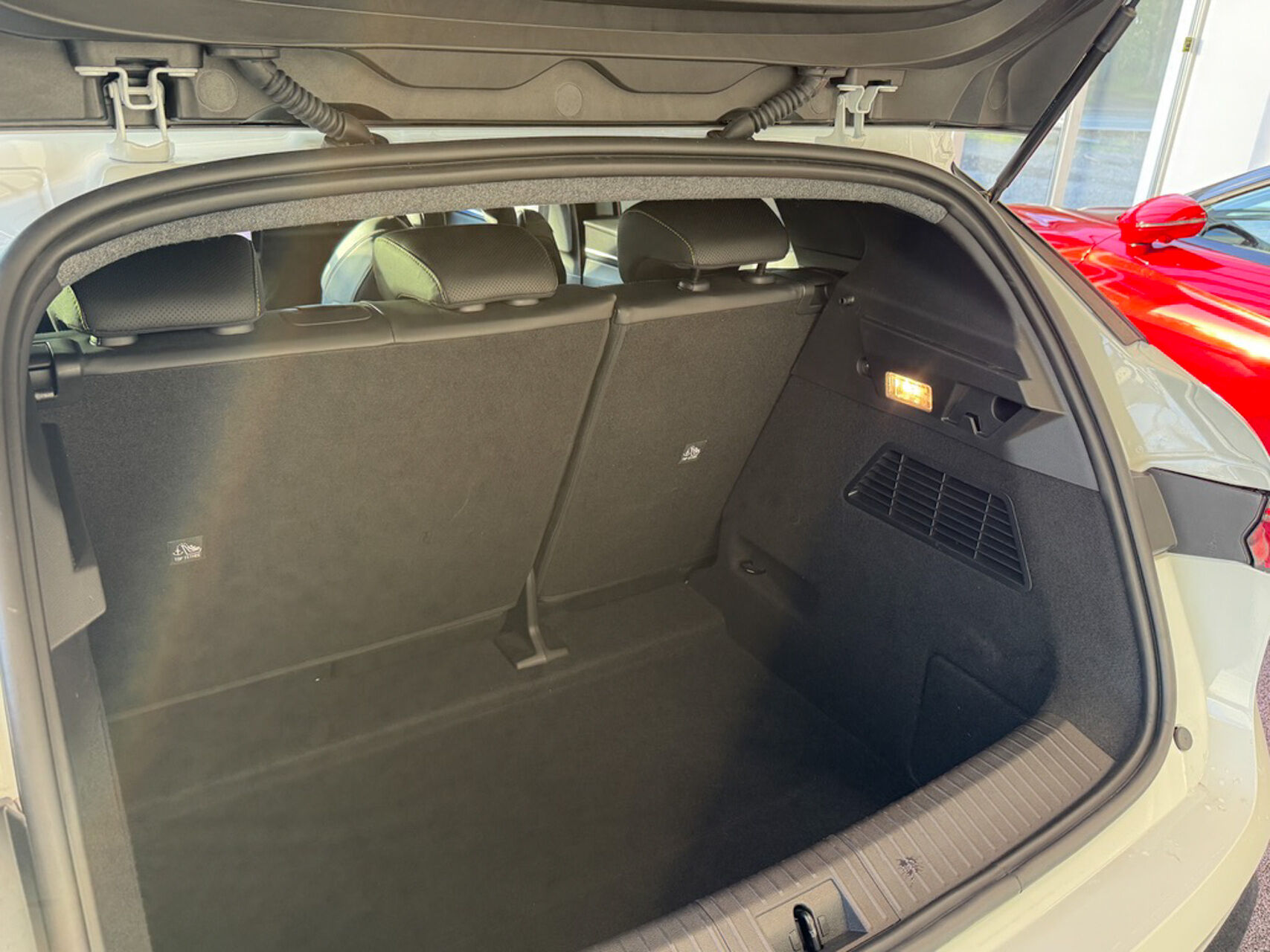 Billede af Renault Mégane E-TECH Iconic 220HK 5d Aut.
