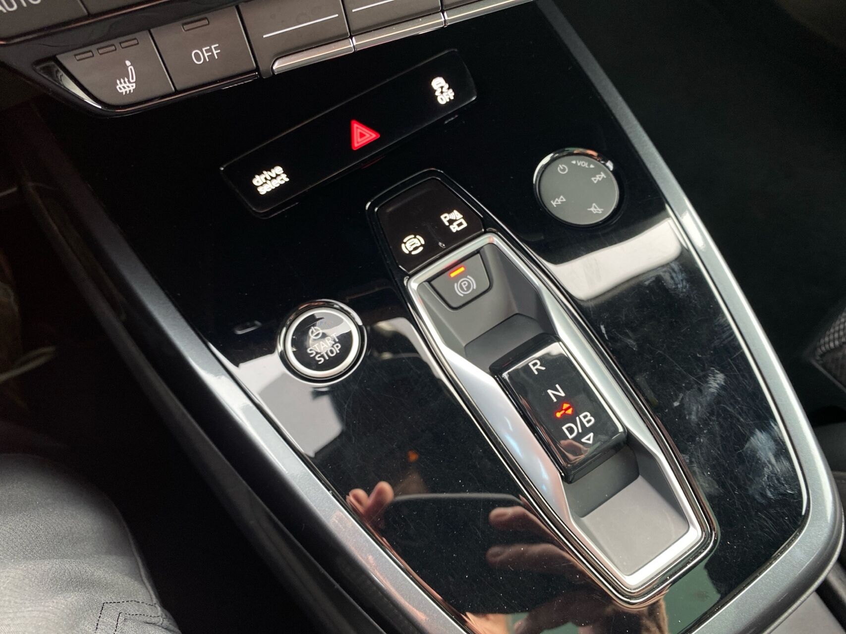 Billede af Audi Q4 45 E-tron Progress Quattro 286HK 5d Aut.