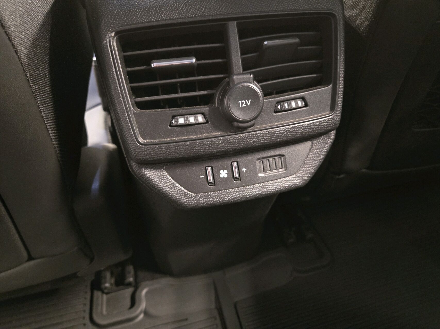 Billede af Peugeot 5008 1,5 BlueHDi Allure Pack EAT8 130HK 5d 8g Aut.