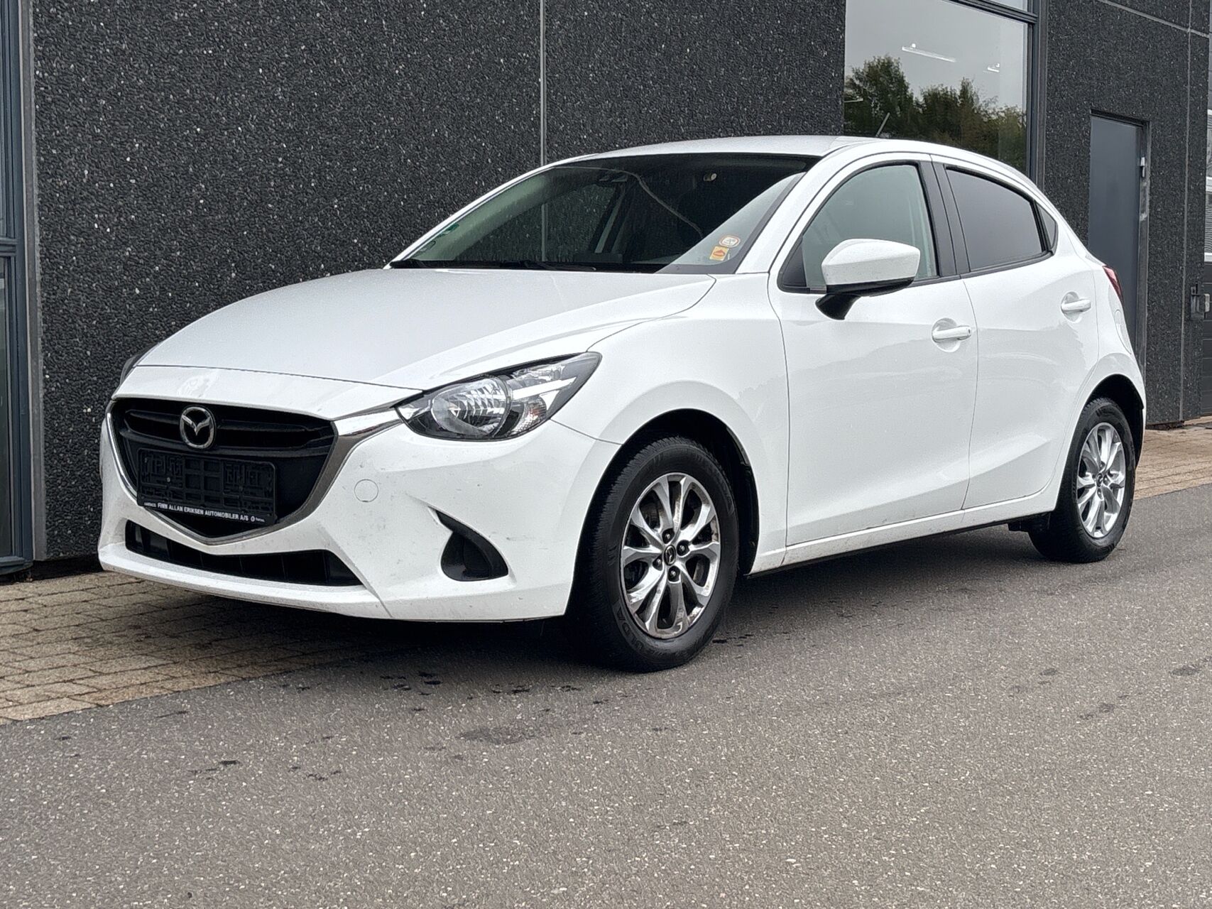 Billede af Mazda 2 1,5 Skyactiv-G Niseko 90HK 5d