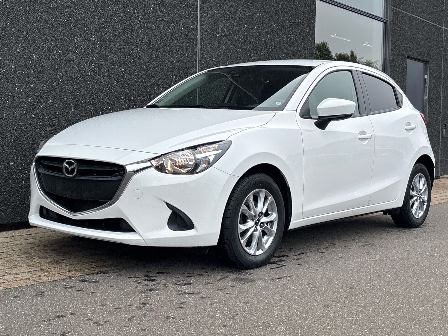 Billede af Mazda 2 1,5 Skyactiv-G Niseko 90HK 5d