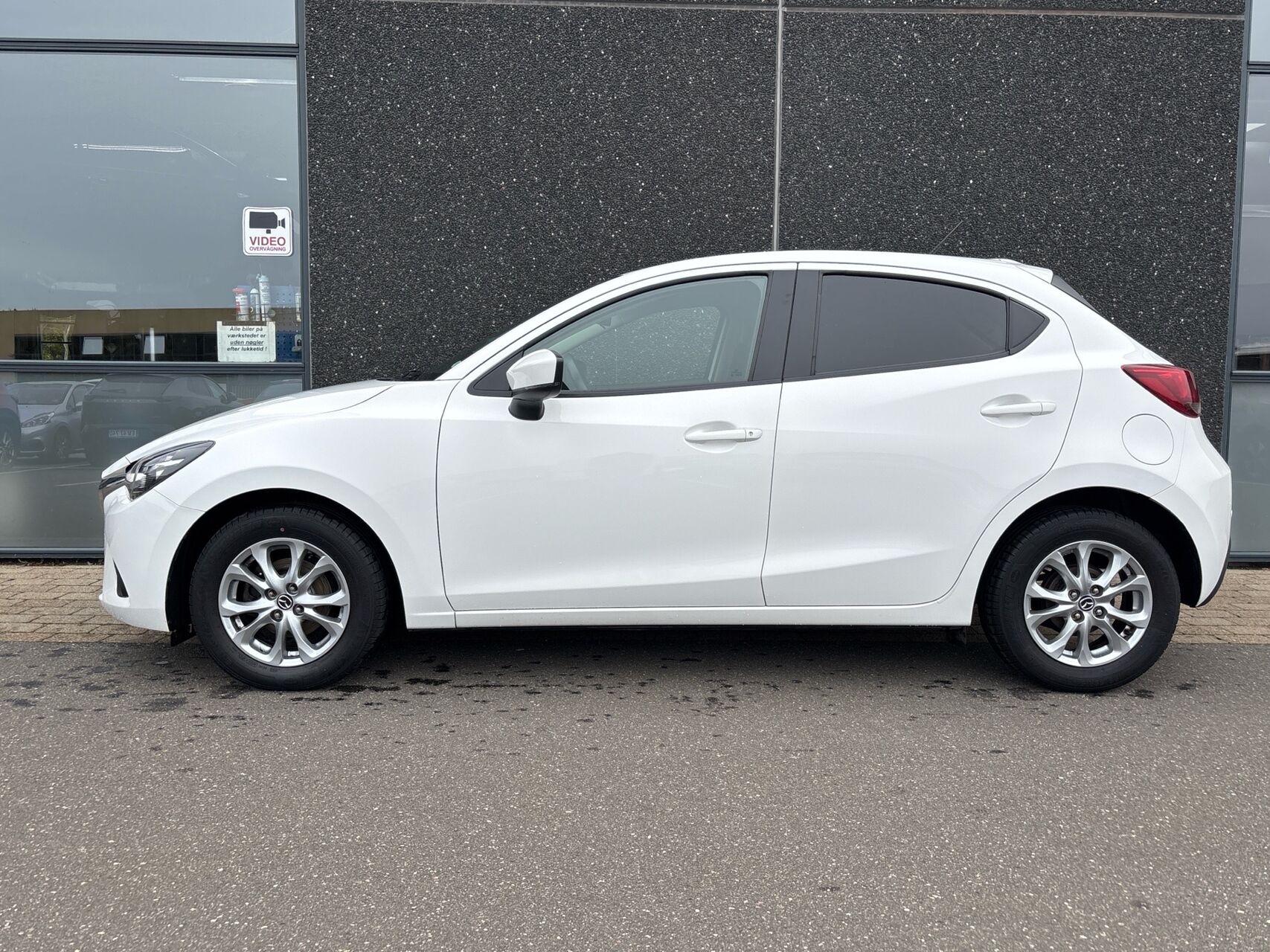 Billede af Mazda 2 1,5 Skyactiv-G Niseko 90HK 5d