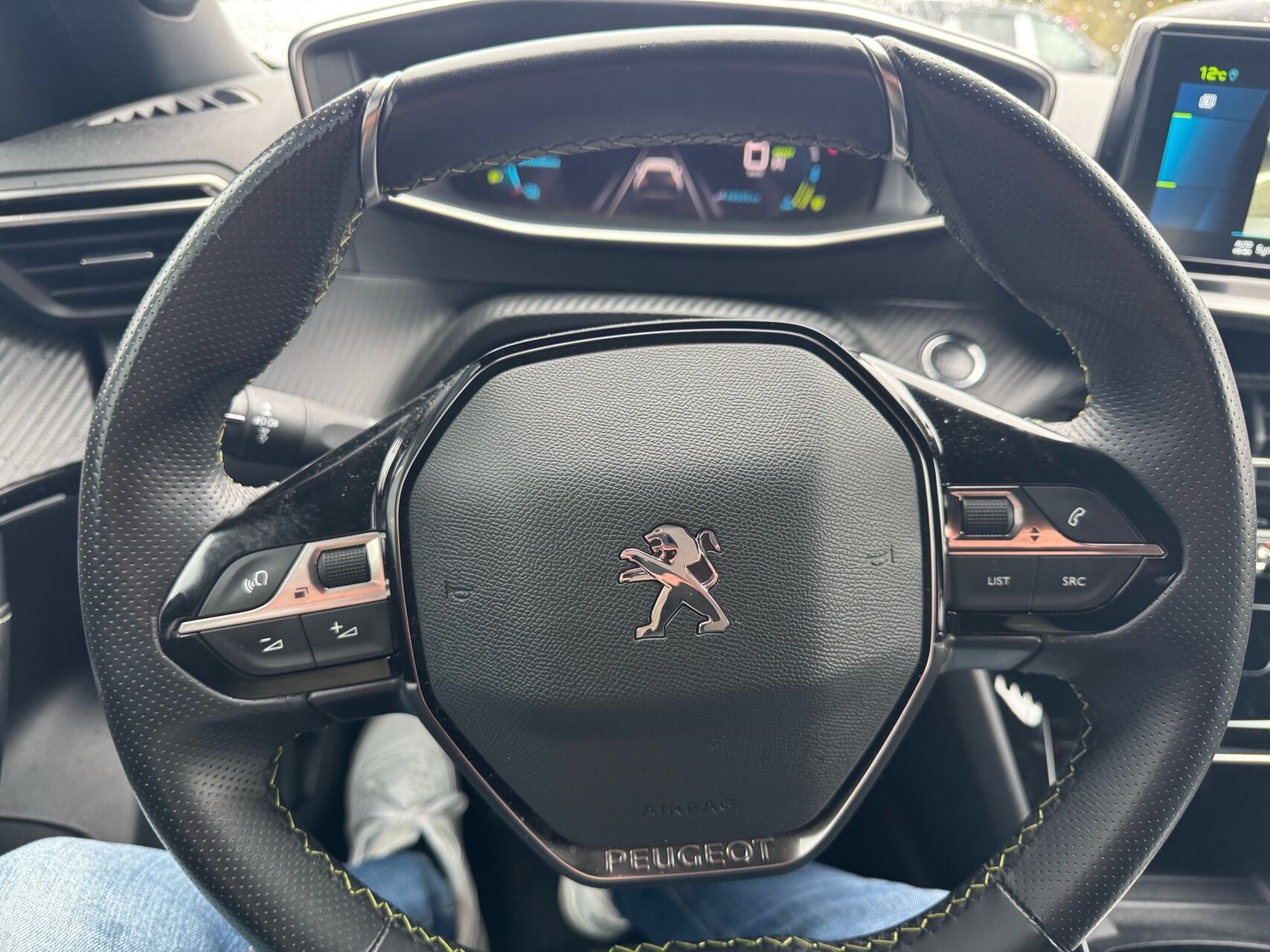 Billede af Peugeot e-2008 EL GT 136HK 5d Aut.