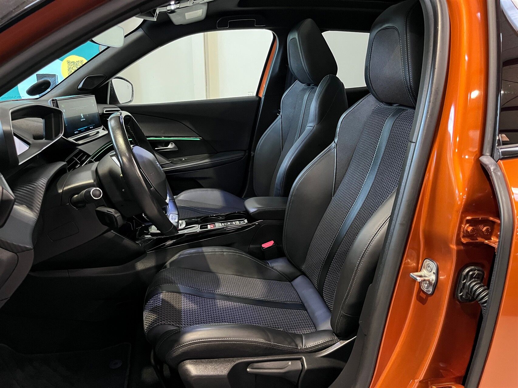 Billede af Peugeot e-2008 EL GT 136HK 5d Aut.