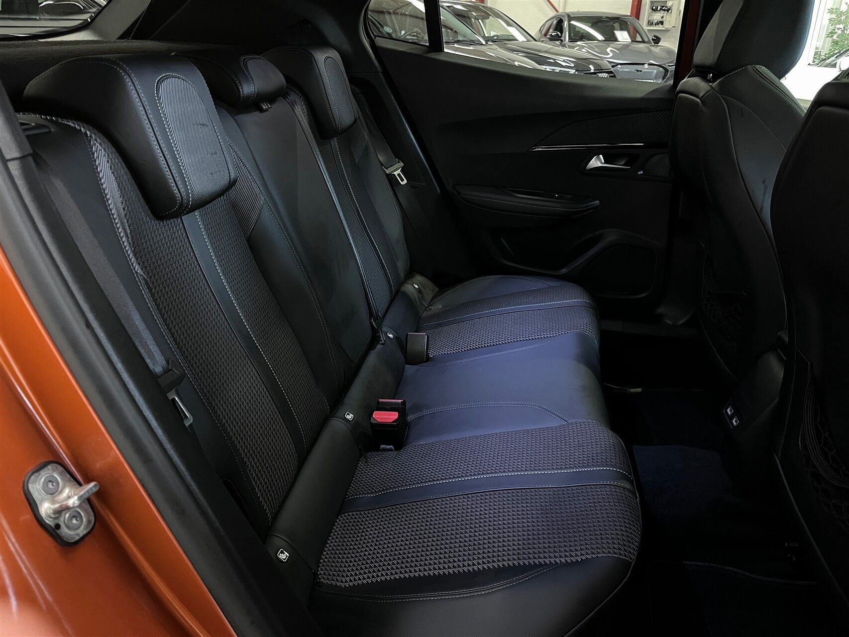 Billede af Peugeot e-2008 EL GT 136HK 5d Aut.