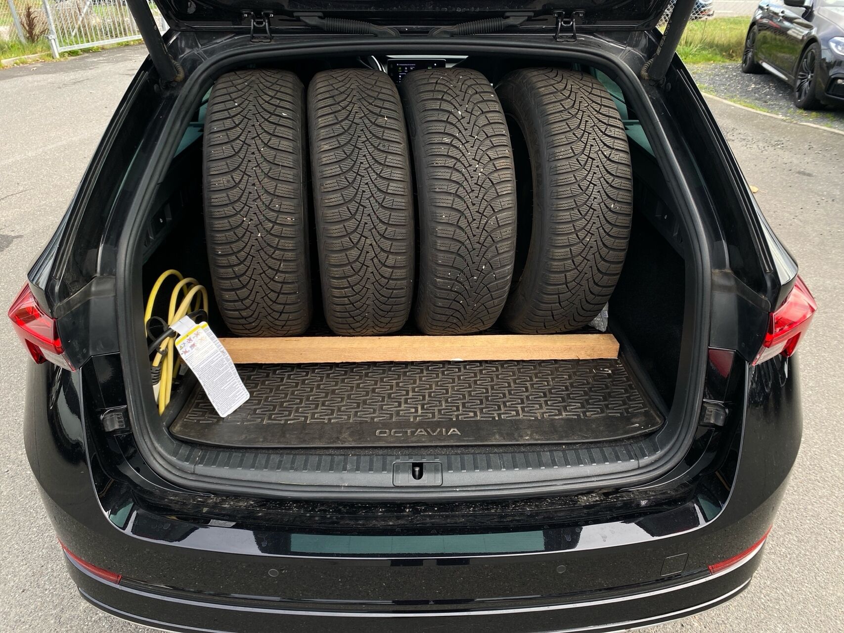 Billede af Skoda Octavia Combi 1,4 TSI  Plugin-hybrid iV Sportline DSG 204HK Stc 6g Aut.