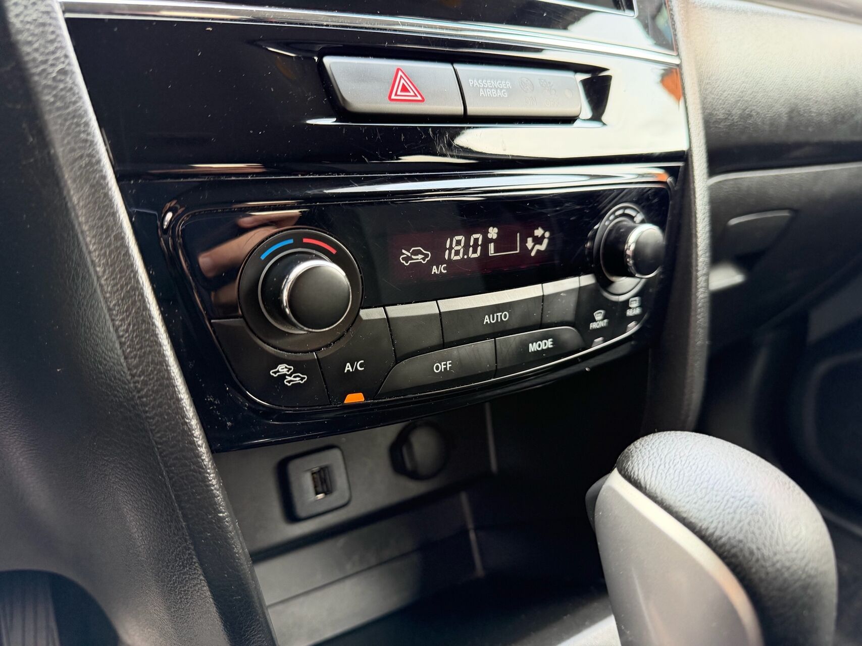 Billede af Suzuki Vitara 1,4 Boosterjet Active 140HK 5d 6g Aut.