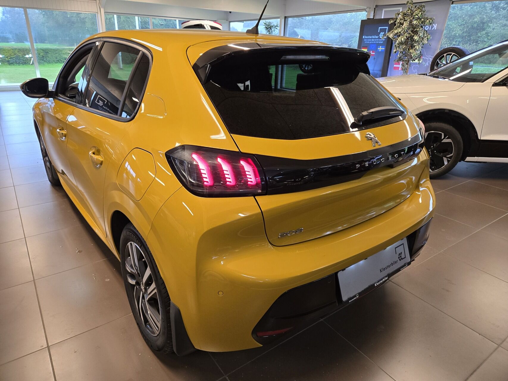 Billede af Peugeot 208 1,2 PureTech Supreme Sport 100HK 5d 6g