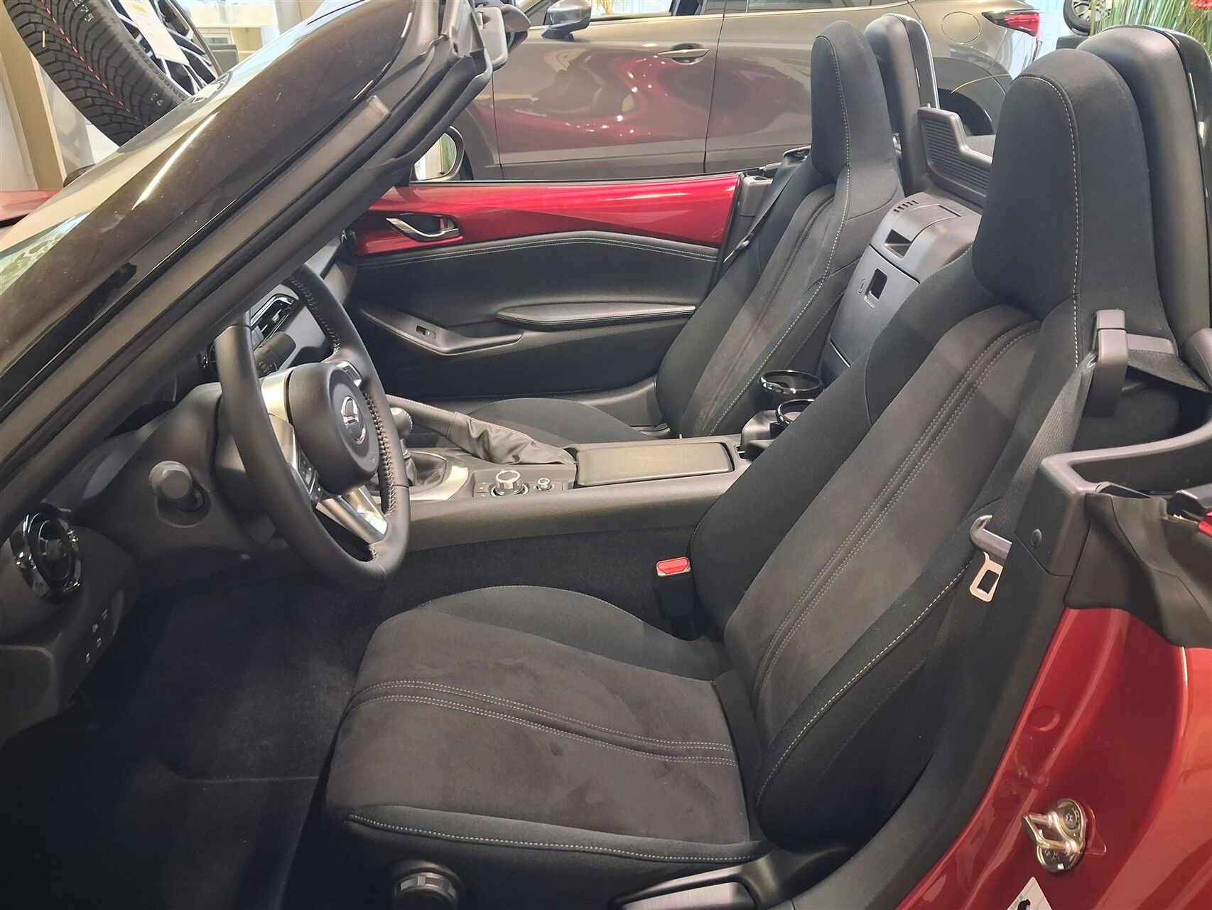 Billede af Mazda MX-5 1,5 Skyactiv-G Prime-Line 132HK Cabr. 6g