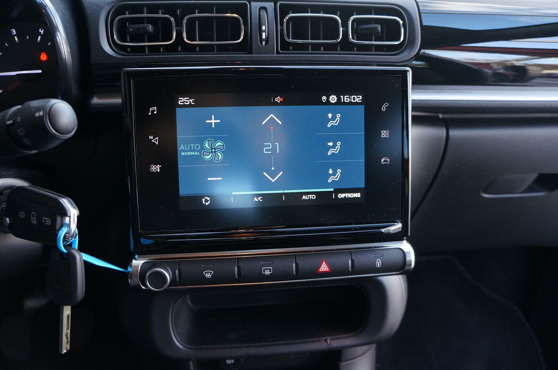 Billede af Citroën C3 1,2 PureTech Triumph 83HK 5d