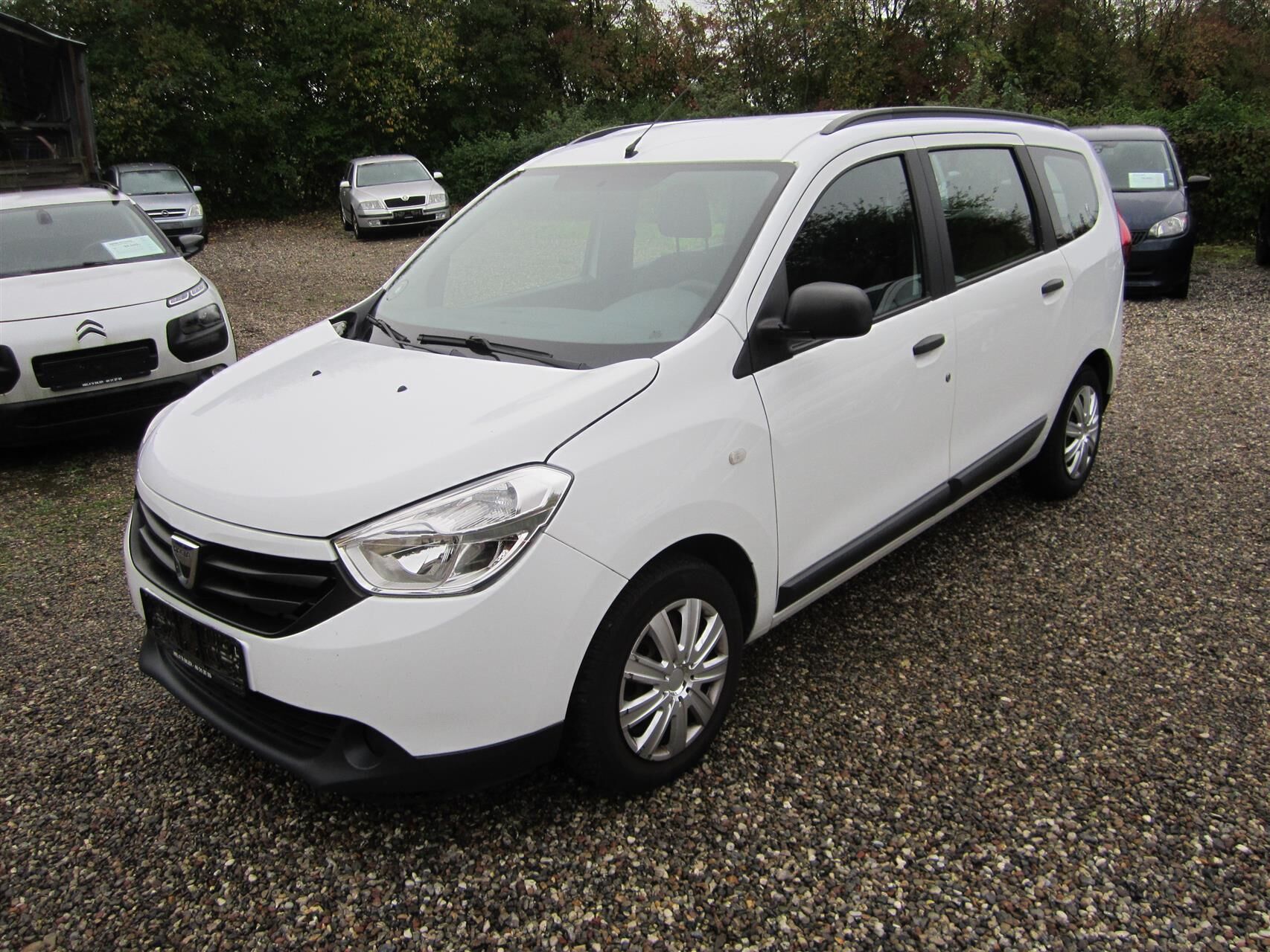 Billede af Dacia Lodgy 1,6 16V Family Edition Start/Stop 102HK