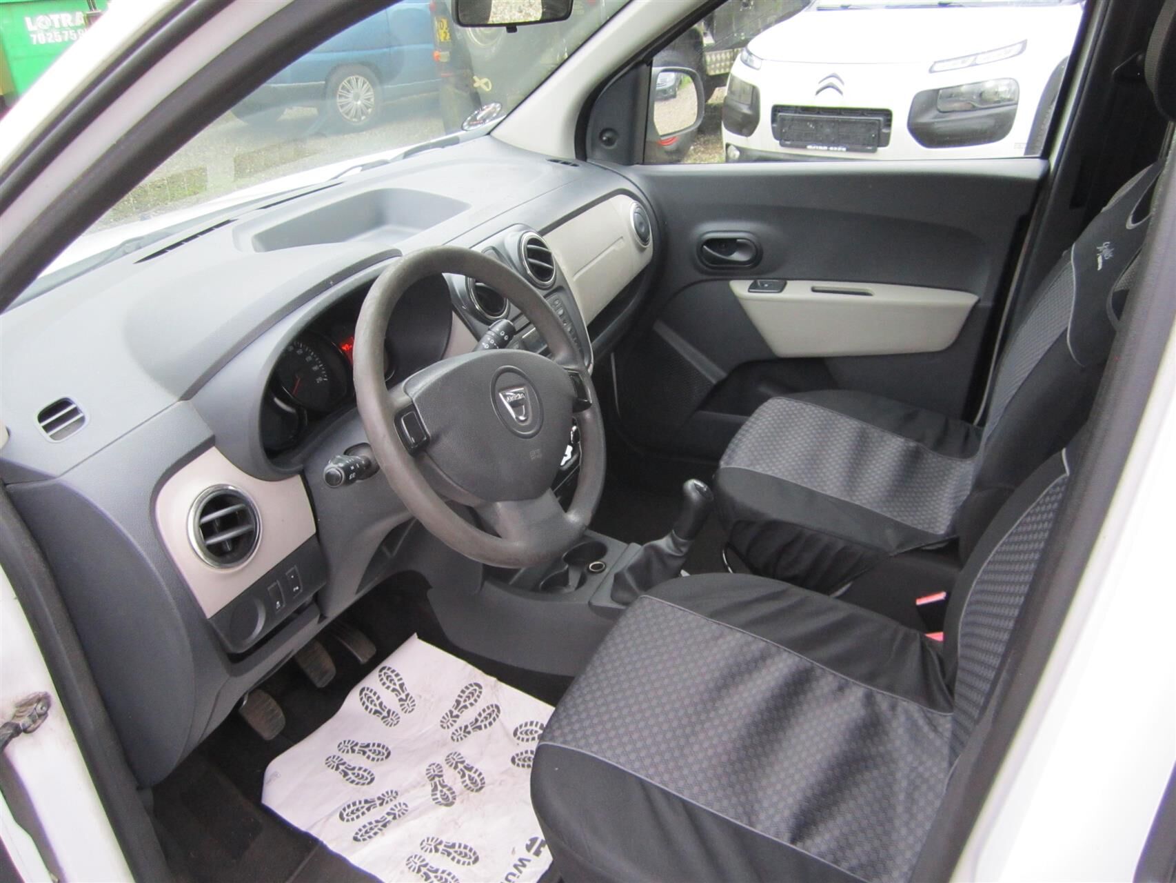 Billede af Dacia Lodgy 1,6 16V Family Edition Start/Stop 102HK