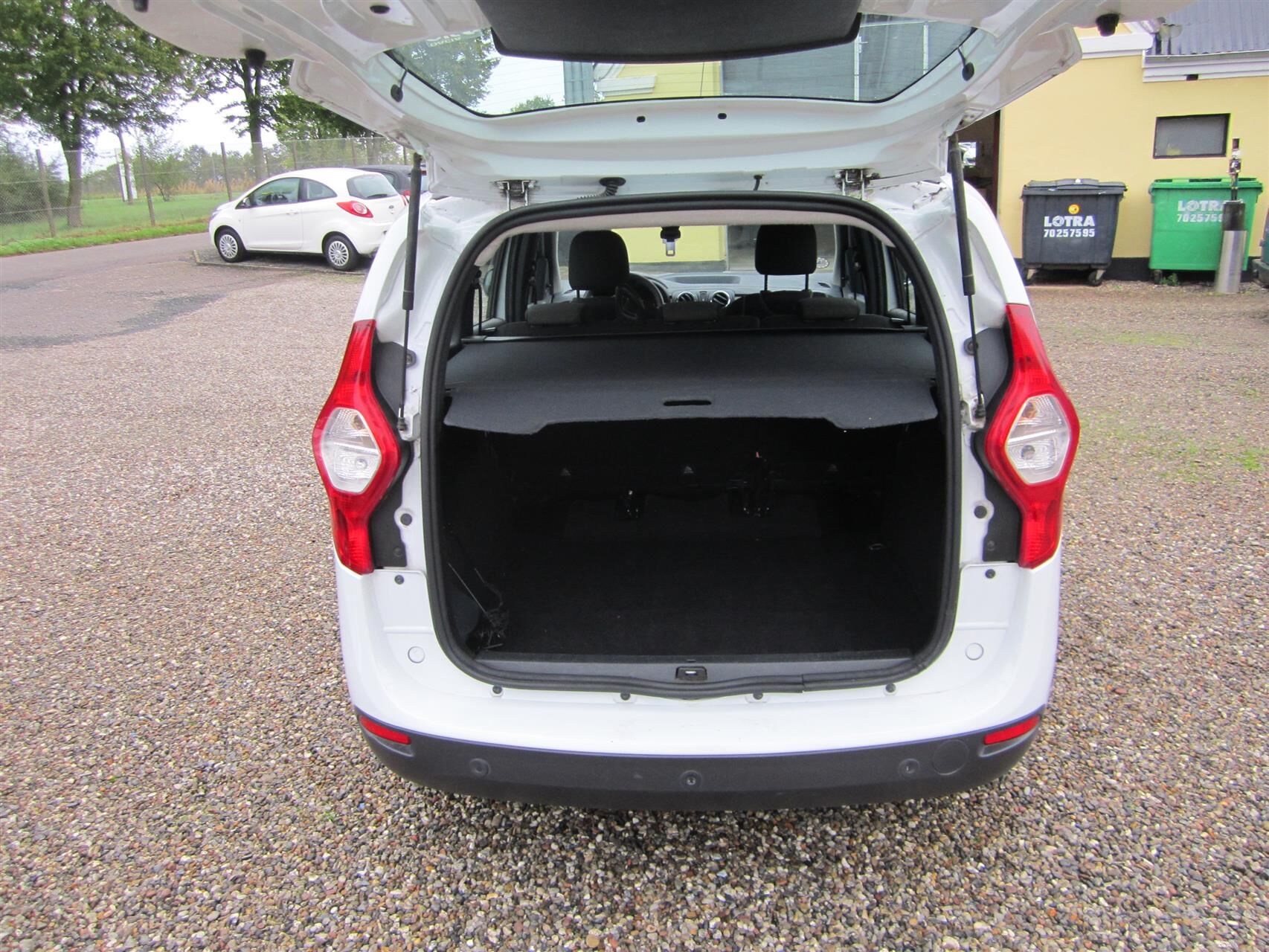 Billede af Dacia Lodgy 1,6 16V Family Edition Start/Stop 102HK