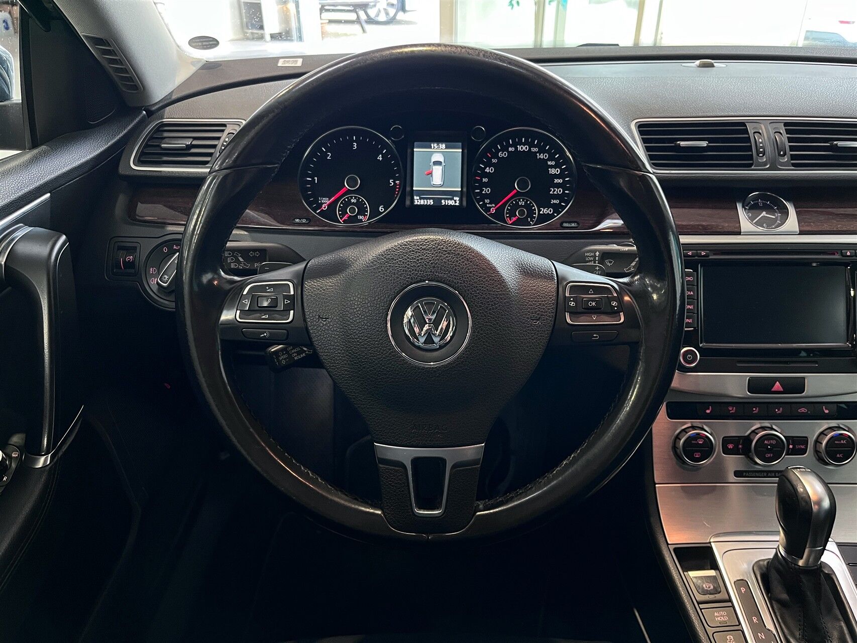 Billede af VW Passat 2,0 BlueMotion TDI Highline DSG 140HK 6g Aut.