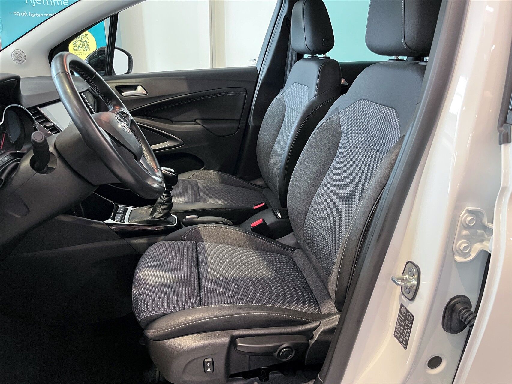 Billede af Opel Crossland 1,2 PureTech Elegance 110HK 5d 6g
