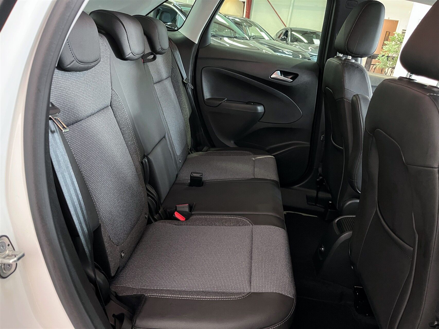 Billede af Opel Crossland 1,2 PureTech Elegance 110HK 5d 6g