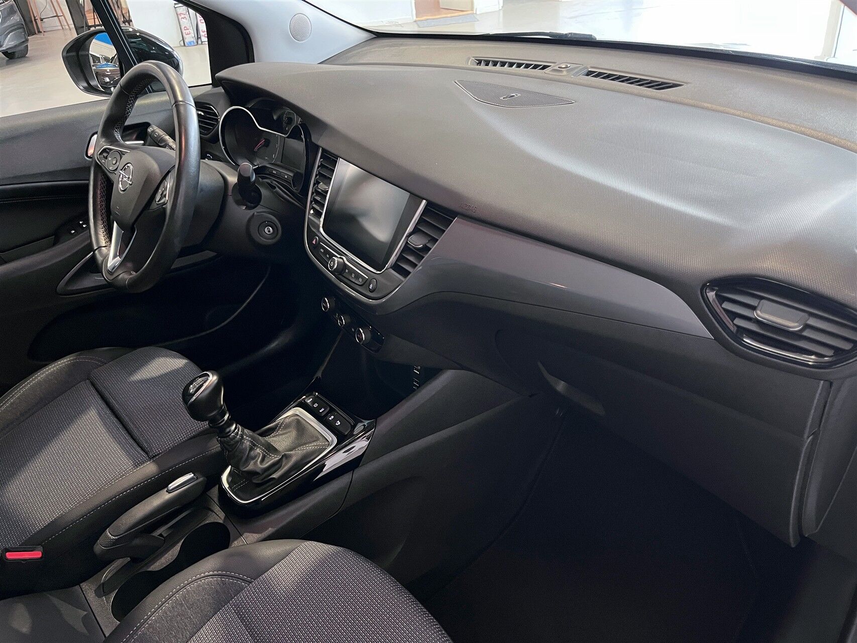 Billede af Opel Crossland 1,2 PureTech Elegance 110HK 5d 6g