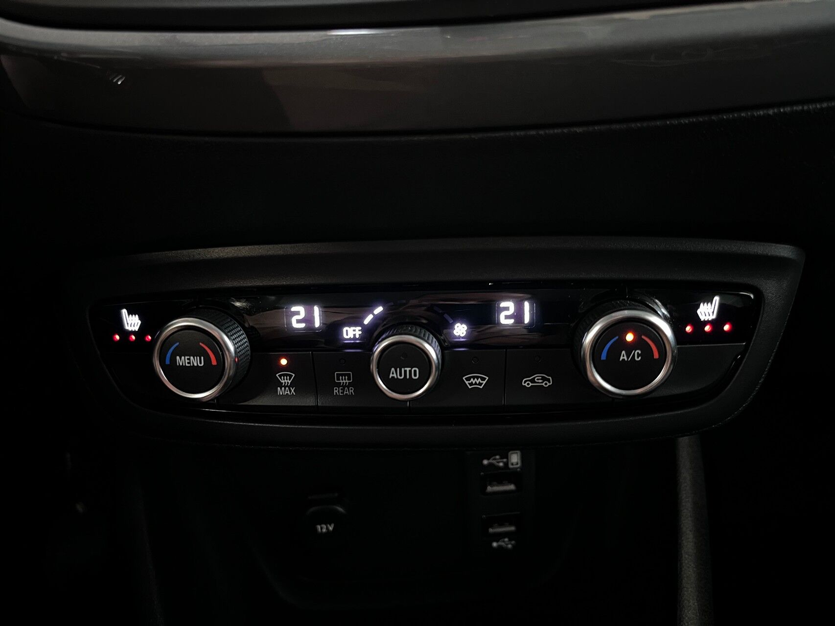 Billede af Opel Crossland 1,2 PureTech Elegance 110HK 5d 6g