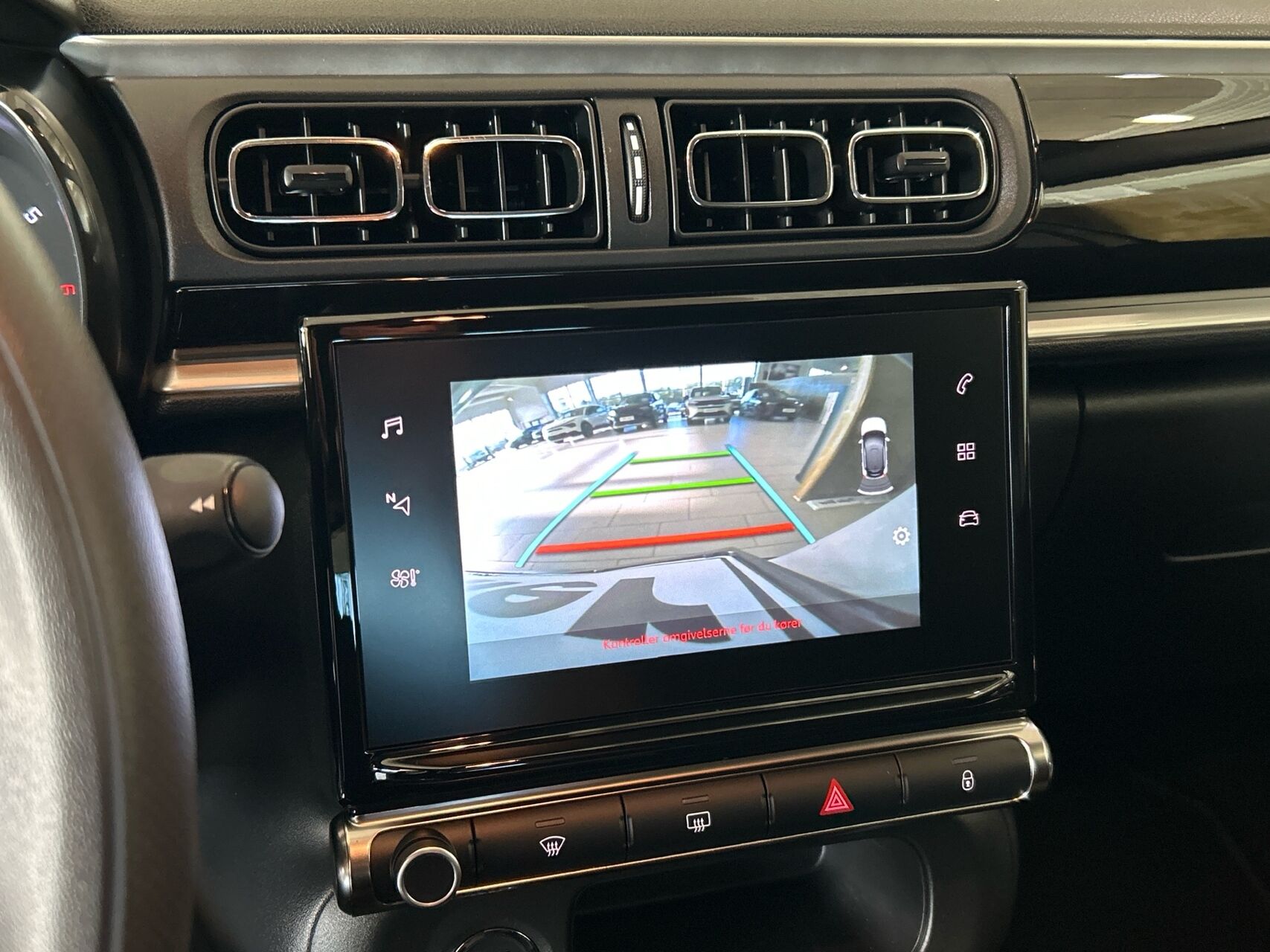Billede af Citroën C3 1,2 PureTech Attraction 83HK 5d