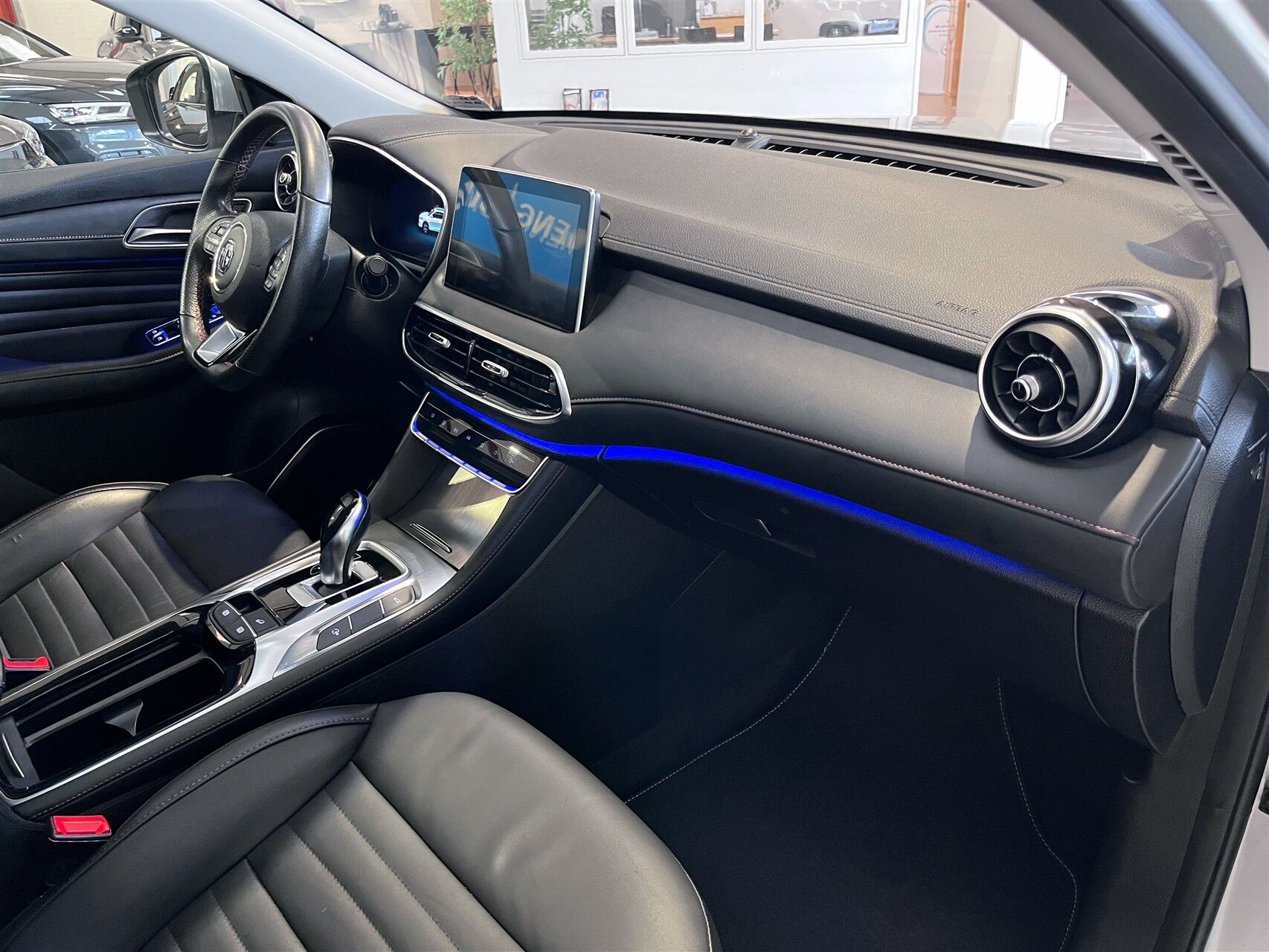 Billede af MG EHS 1,5 T GDI  Plugin-hybrid Luxury 258HK 5d 10g Aut.