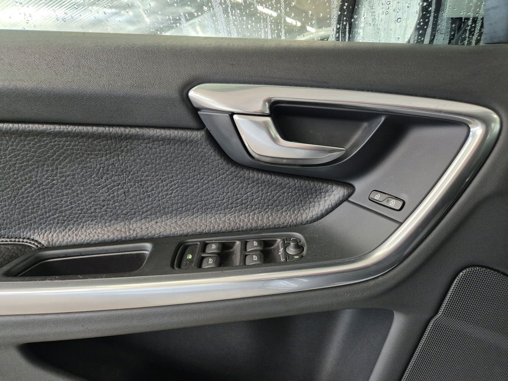 Billede af Volvo S60 1,6 T4 Summum 180HK 6g