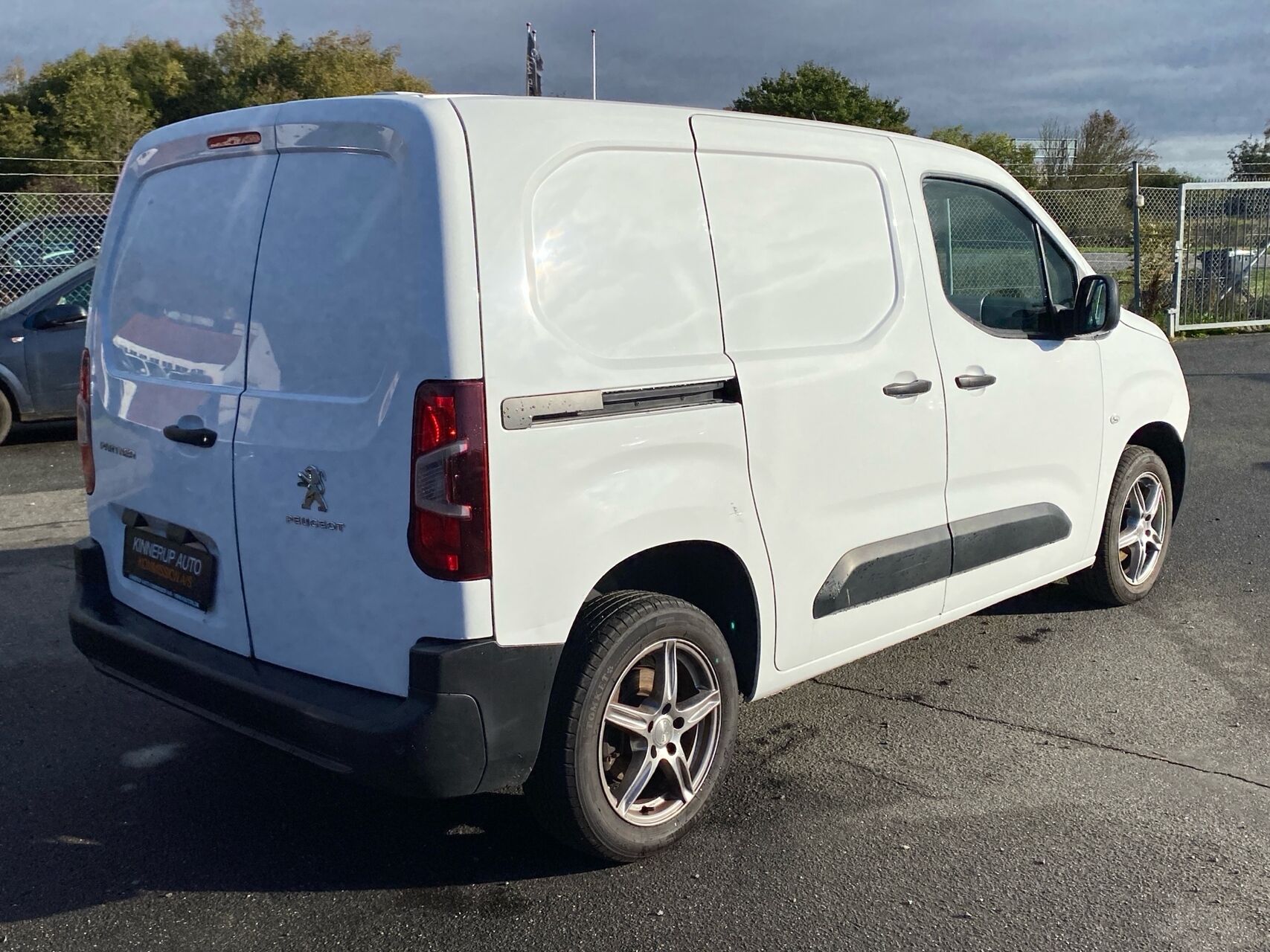 Billede af Peugeot Partner L1 V1 1,5 BlueHDi Plus 100HK Van
