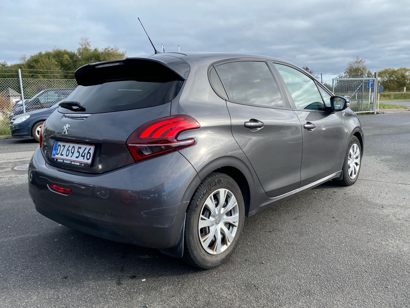 Billede af Peugeot 208 1,5 BlueHDi Envy 100HK 5d