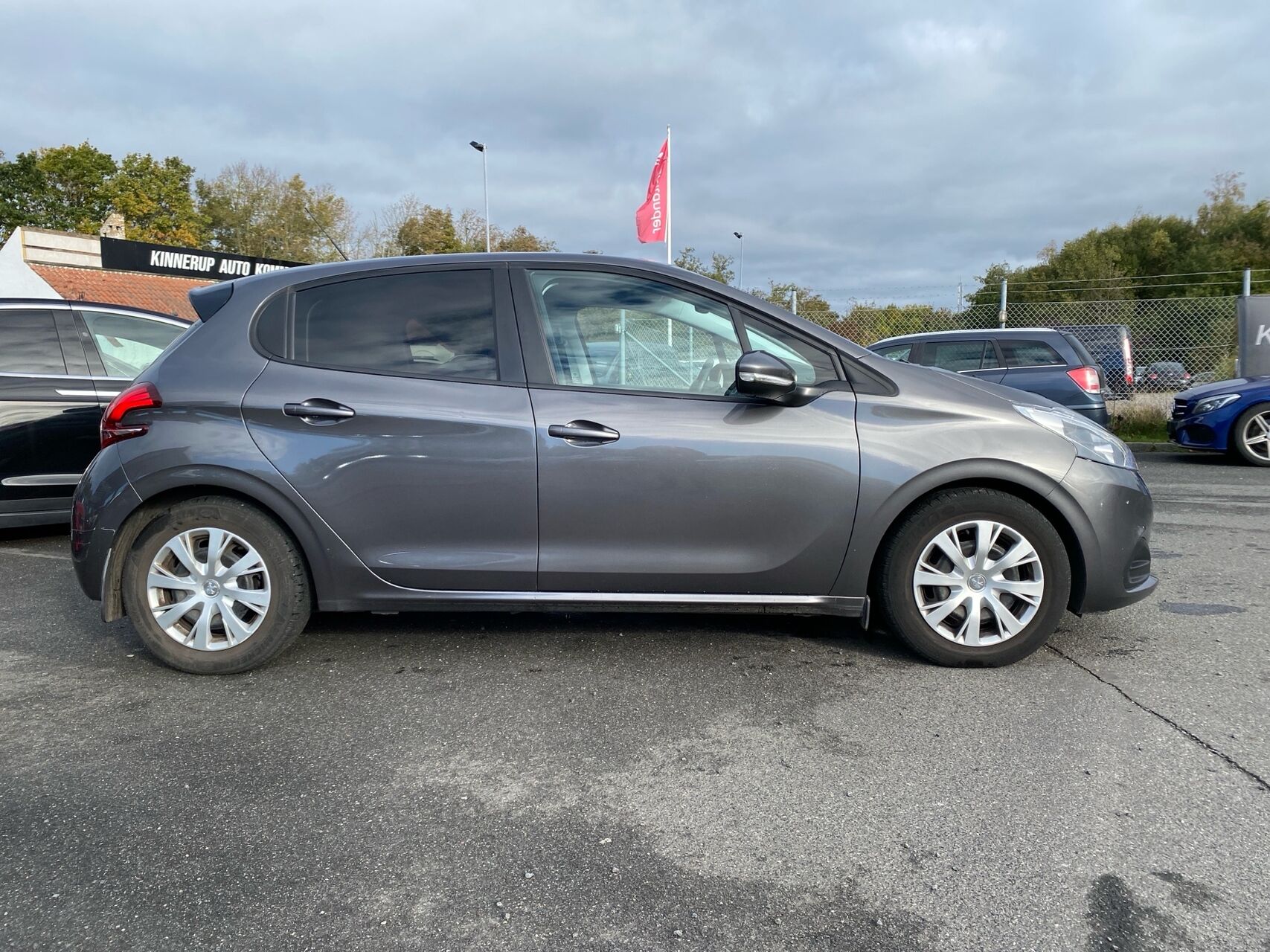 Billede af Peugeot 208 1,5 BlueHDi Envy 100HK 5d