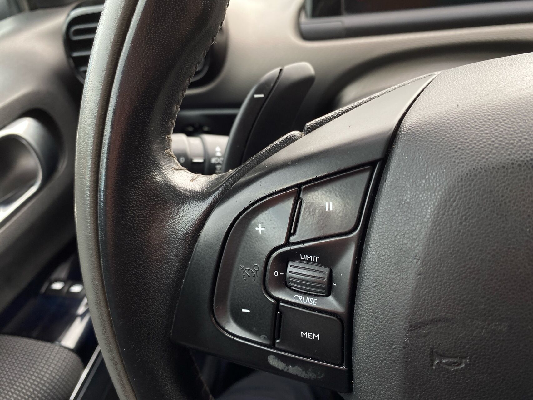 Billede af Citroën C4 Cactus 1,2 PureTech Shine Edition ETG start/stop 82HK 5d Aut.