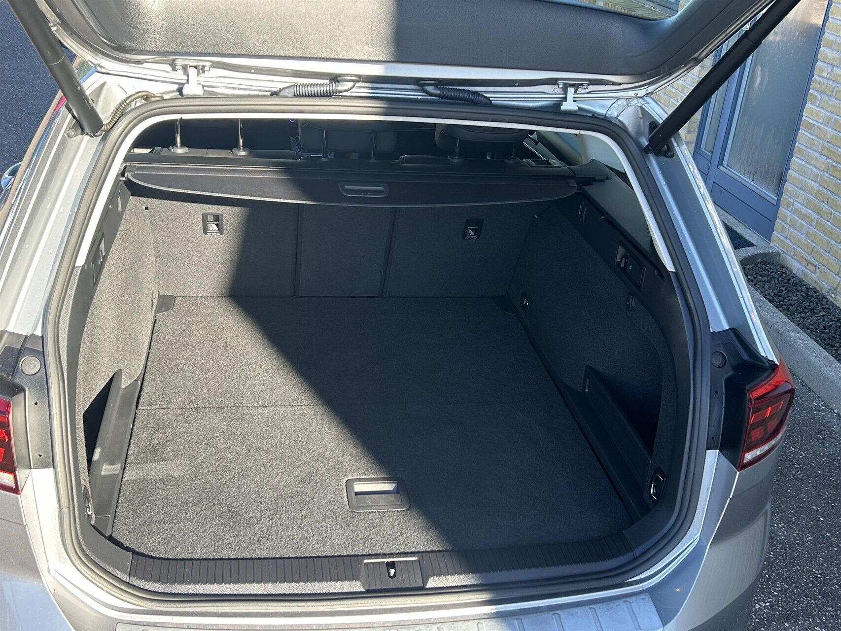 Billede af VW Passat Variant 1,5 TSI EVO ACT Elegance HIGH DSG 150HK Stc 7g Aut.
