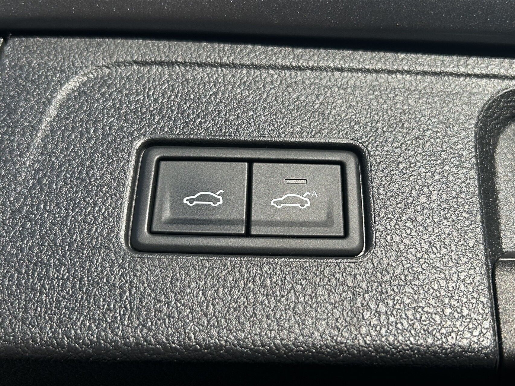 Billede af VW Passat Variant 1,5 TSI EVO ACT Elegance HIGH DSG 150HK Stc 7g Aut.