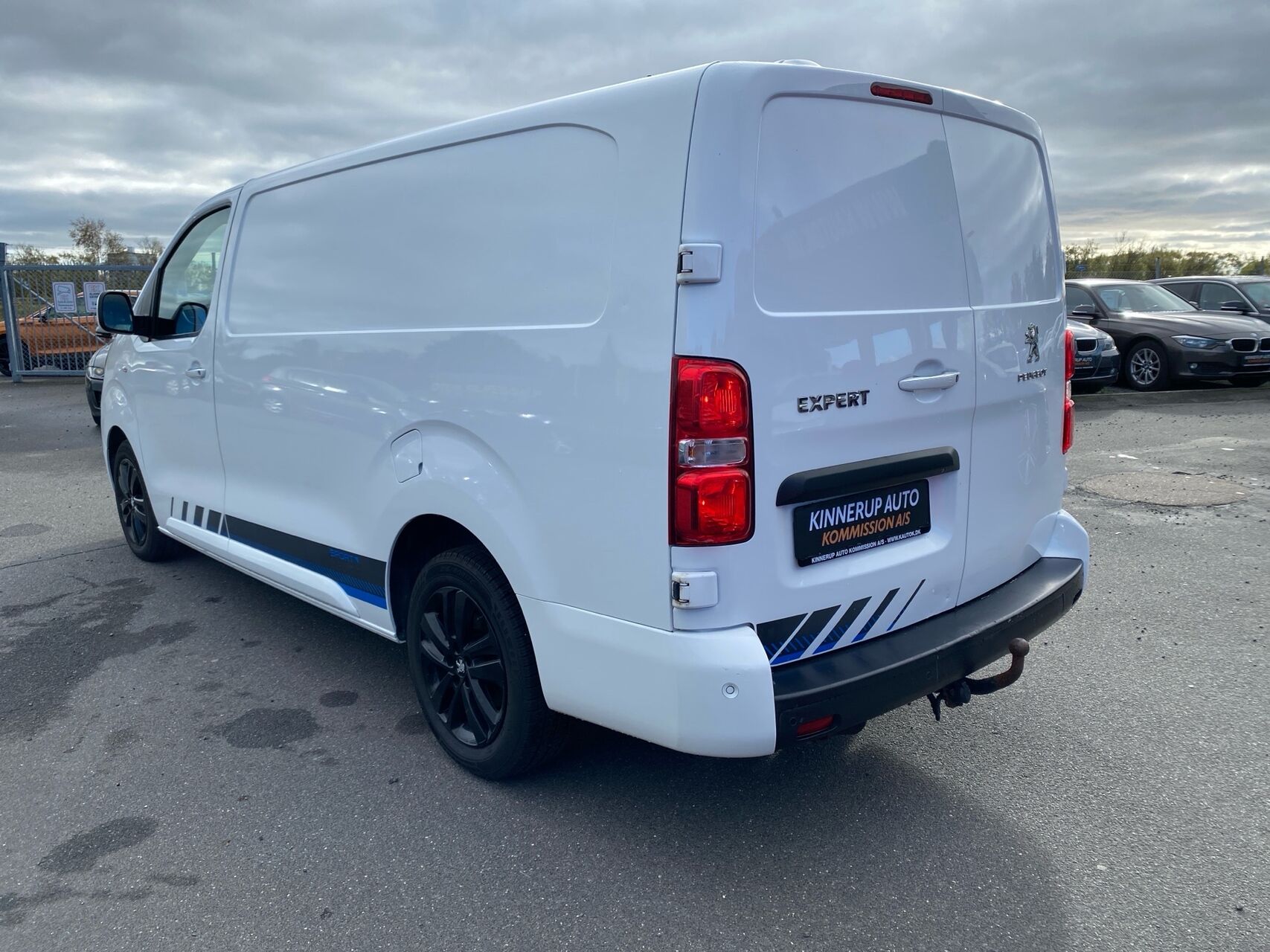 Billede af Peugeot Expert L3 2,0 BlueHDi Sport EAT8 177HK Van 8g Aut.
