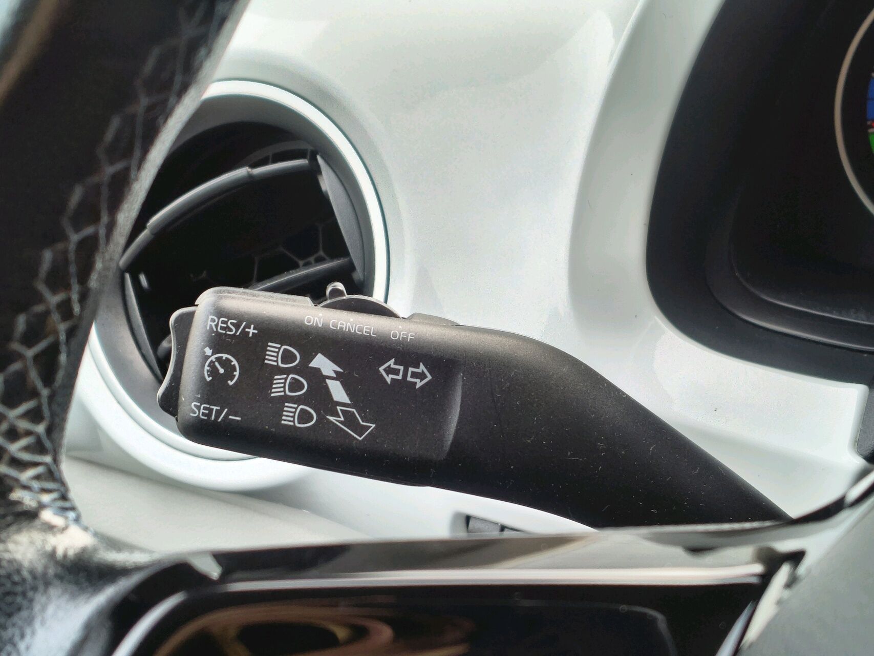 Billede af VW e-up EL High 82HK 5d Aut.