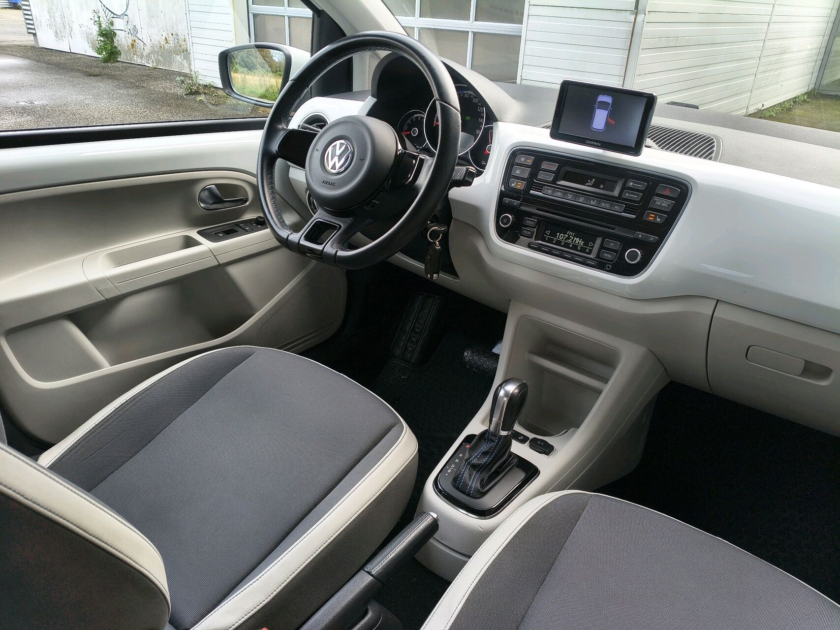 Billede af VW e-up EL High 82HK 5d Aut.