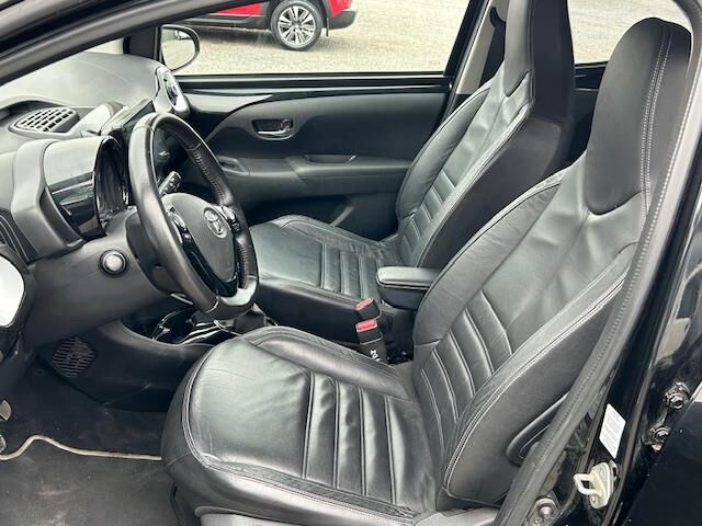 Billede af Toyota Aygo 1,0 VVT-I X-Plore 72HK 3d