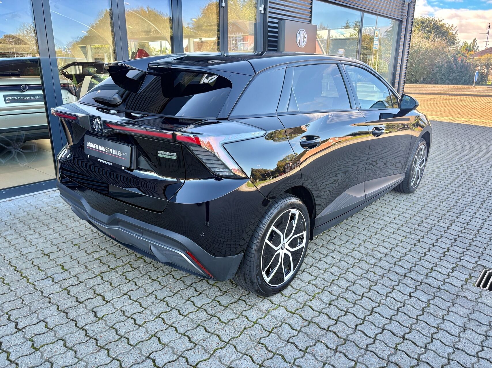 Billede af MG MG4 Electric EL Luxury Long Range 204HK 5d Aut.