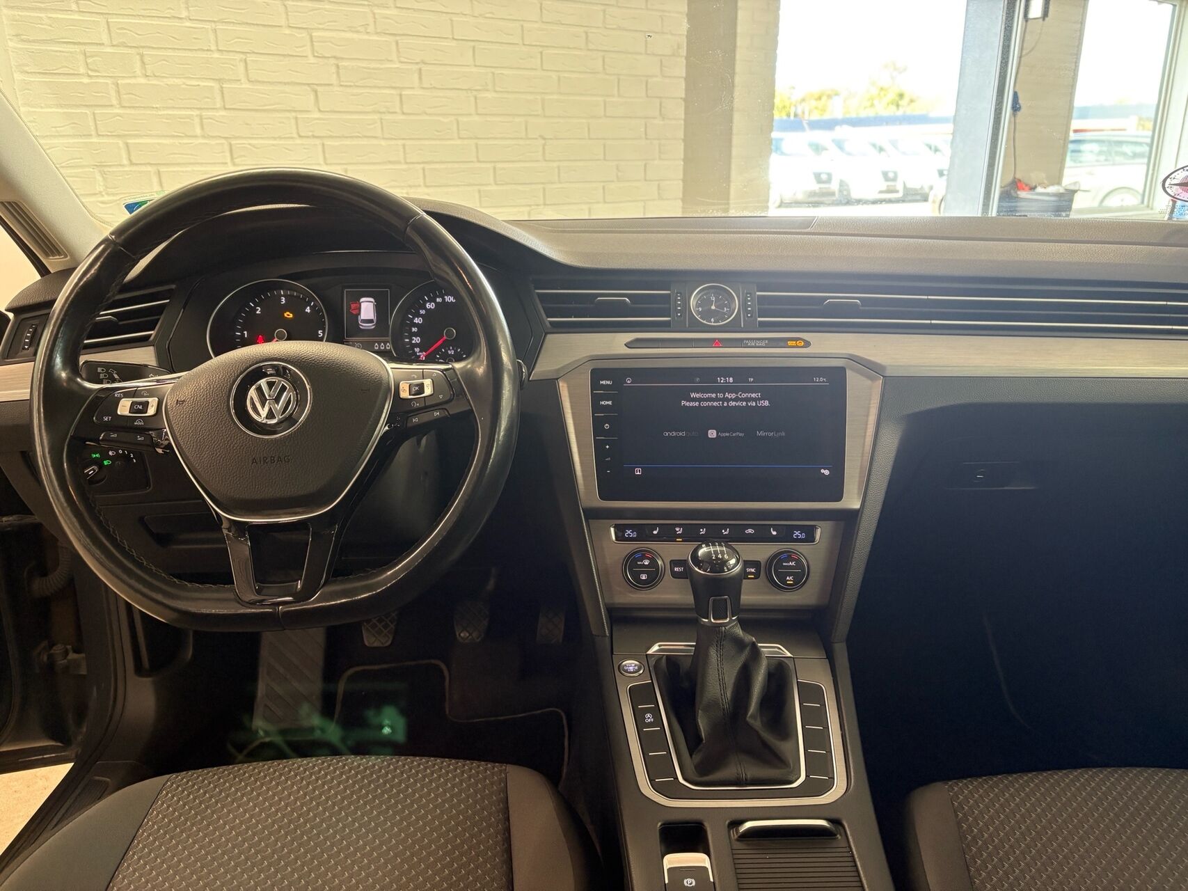 Billede af VW Passat Variant 2,0 TDI BMT Trendline 150HK Stc 6g