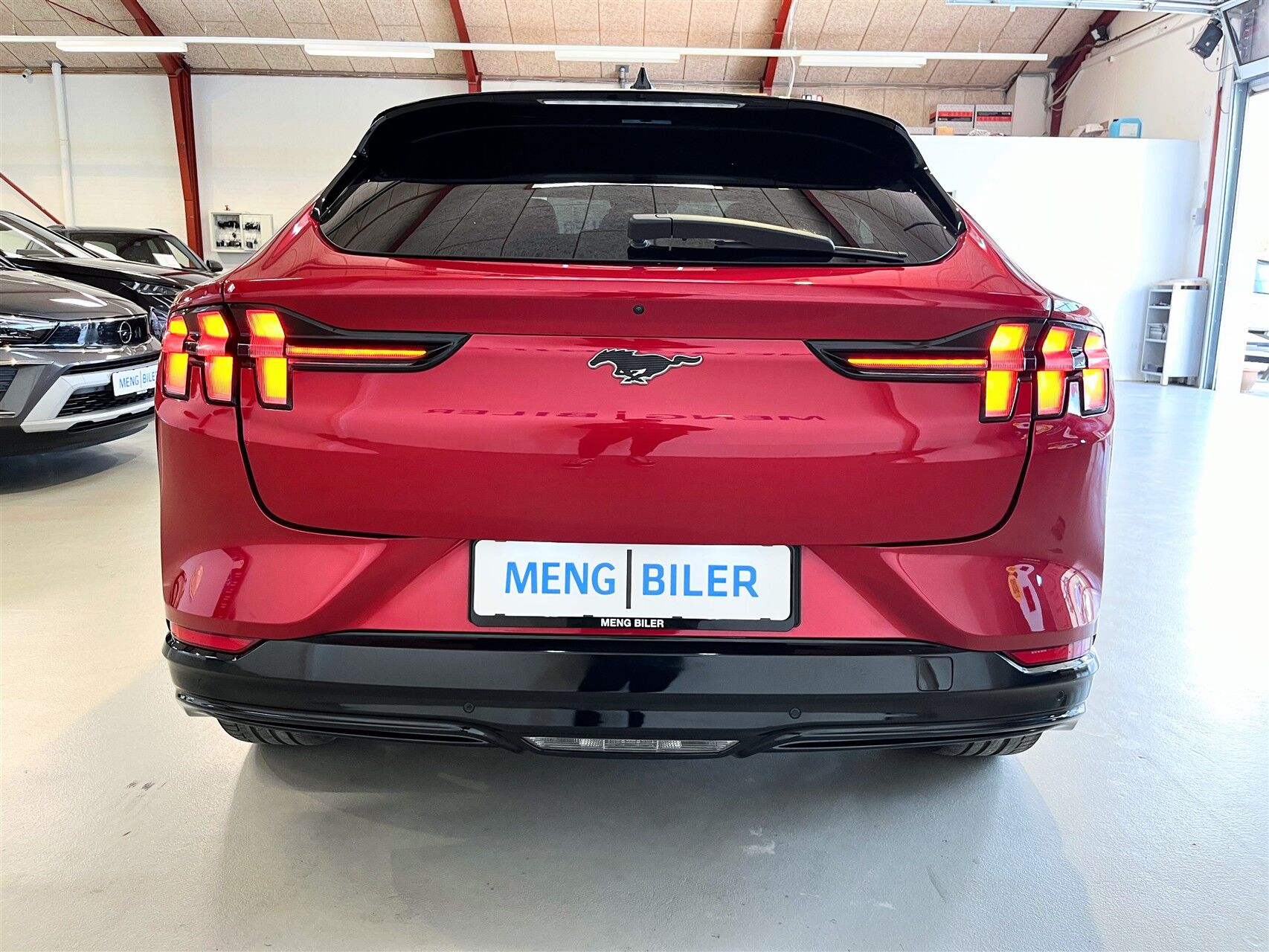 Billede af Ford Mustang Mach-E EL UR Premium 294HK 5d Aut.