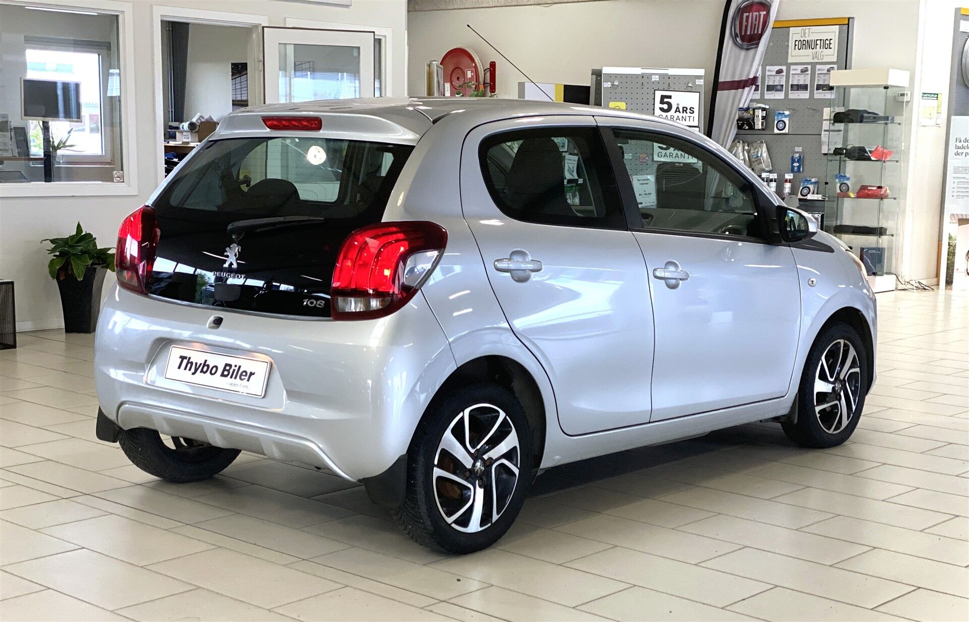 Billede af Peugeot 108 1,0 e-Vti Intense 69HK 5d