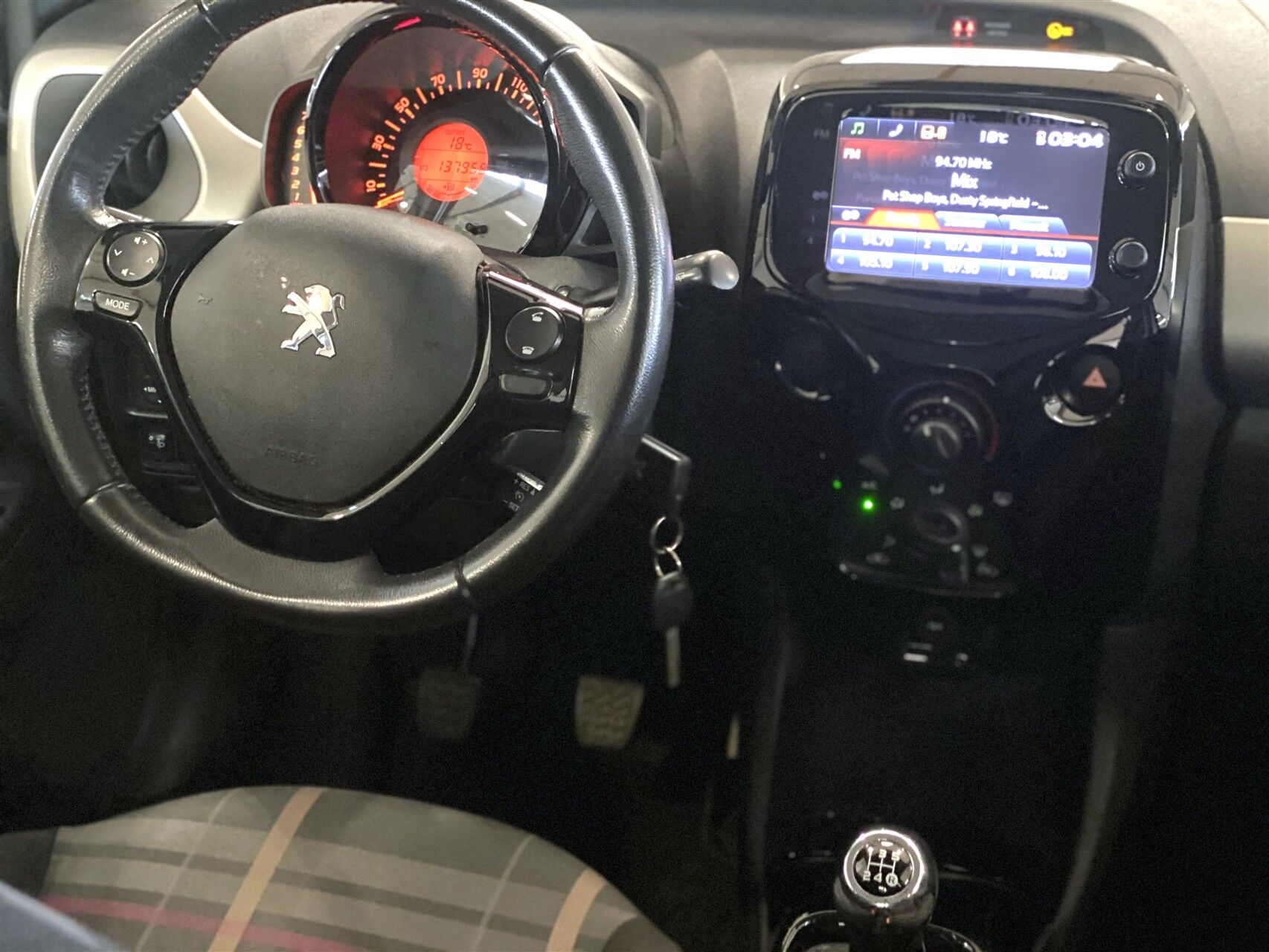 Billede af Peugeot 108 1,0 e-Vti Intense 69HK 5d