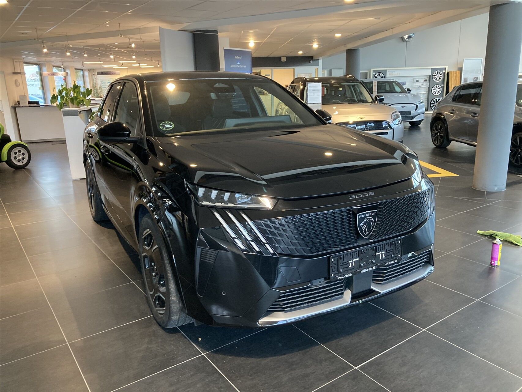 Billede af Peugeot e-3008 EL GT 210HK 5d Aut.