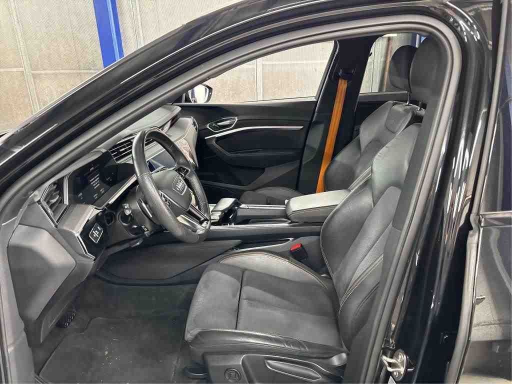 Billede af Audi E-tron 55 S Line Black Edition Quattro 408HK 5d Aut. 
