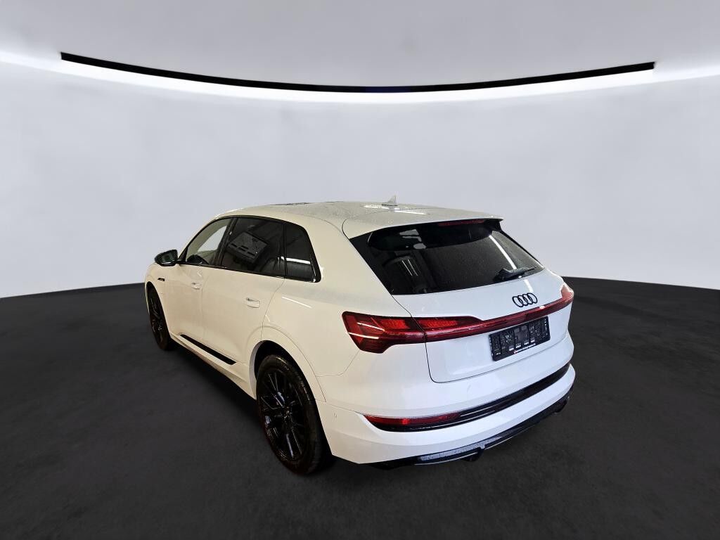 Billede af Audi E-tron 55 S Line Black Edition Quattro 408HK 5d Aut. 