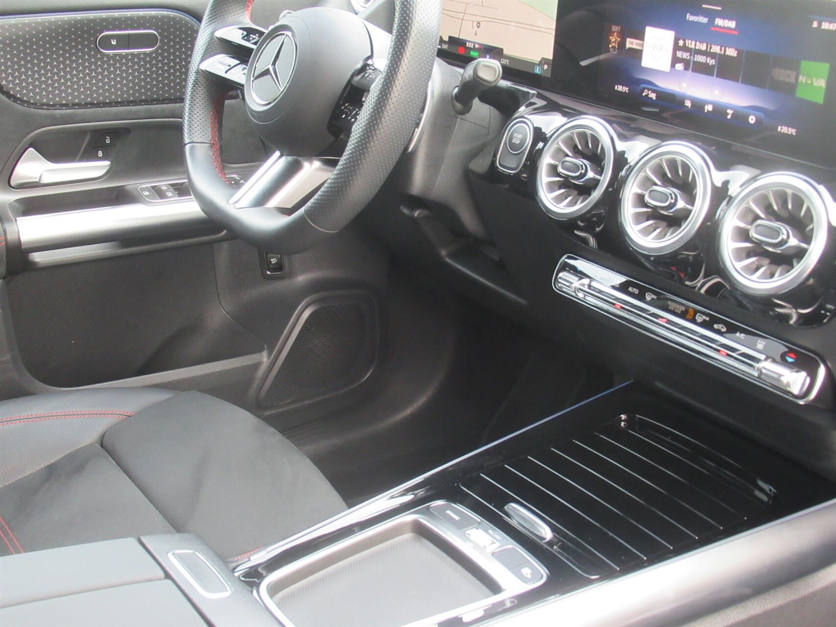 Billede af Mercedes-Benz EQA 250+ EL AMG Edition 190HK 5d Aut.