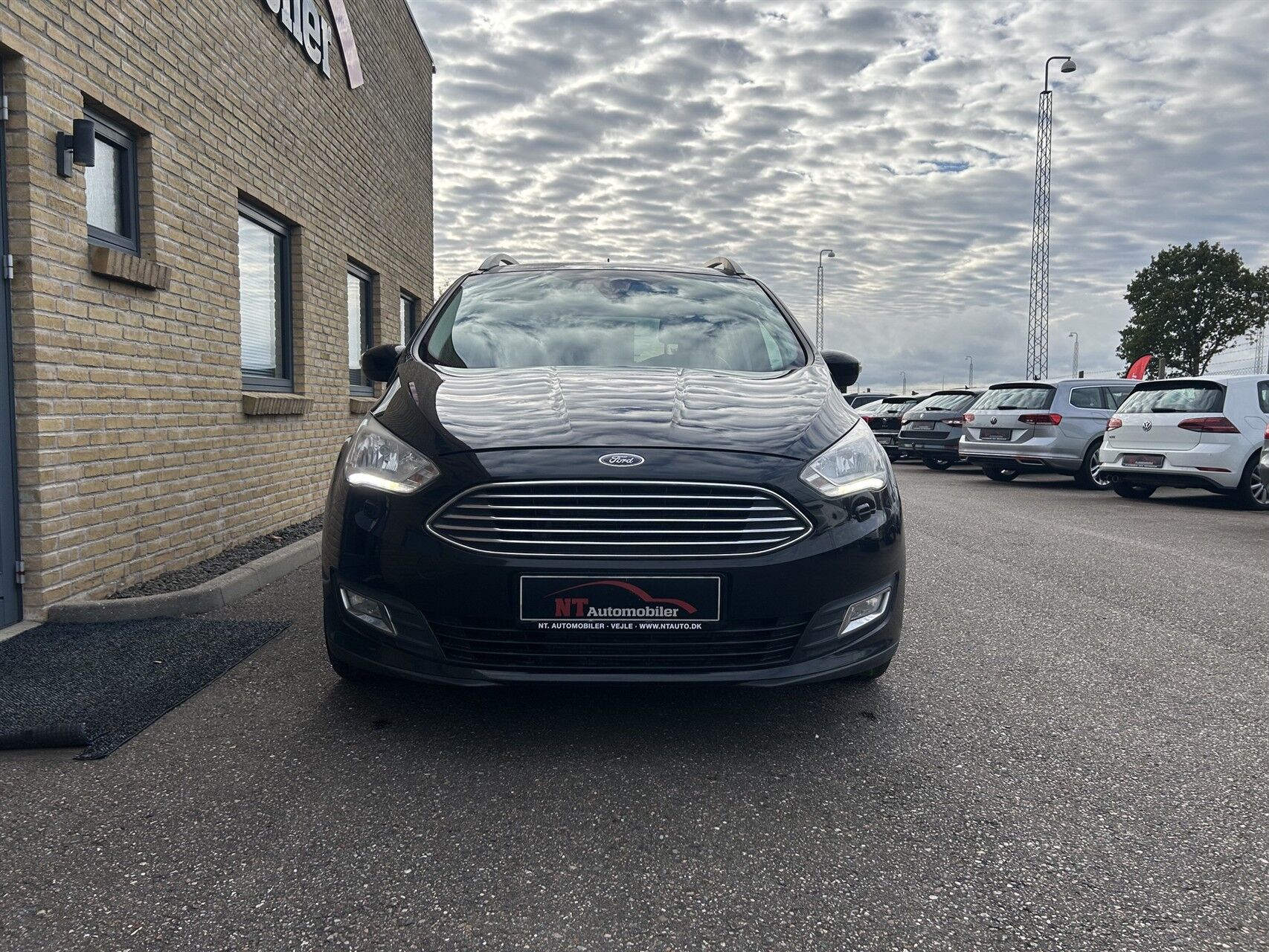 Billede af Ford Grand C-MAX 1,5 TDCi Titanium Powershift 120HK 6g Aut.