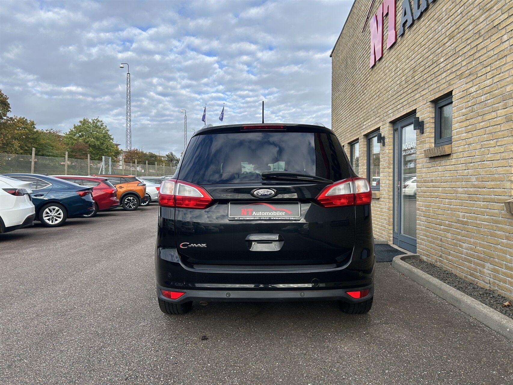 Billede af Ford Grand C-MAX 1,5 TDCi Titanium Powershift 120HK 6g Aut.