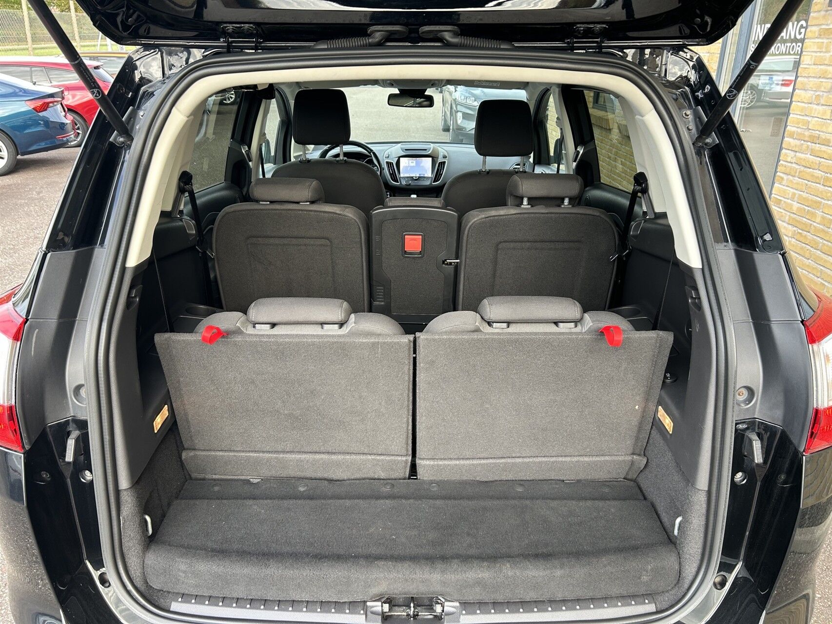 Billede af Ford Grand C-MAX 1,5 TDCi Titanium Powershift 120HK 6g Aut.