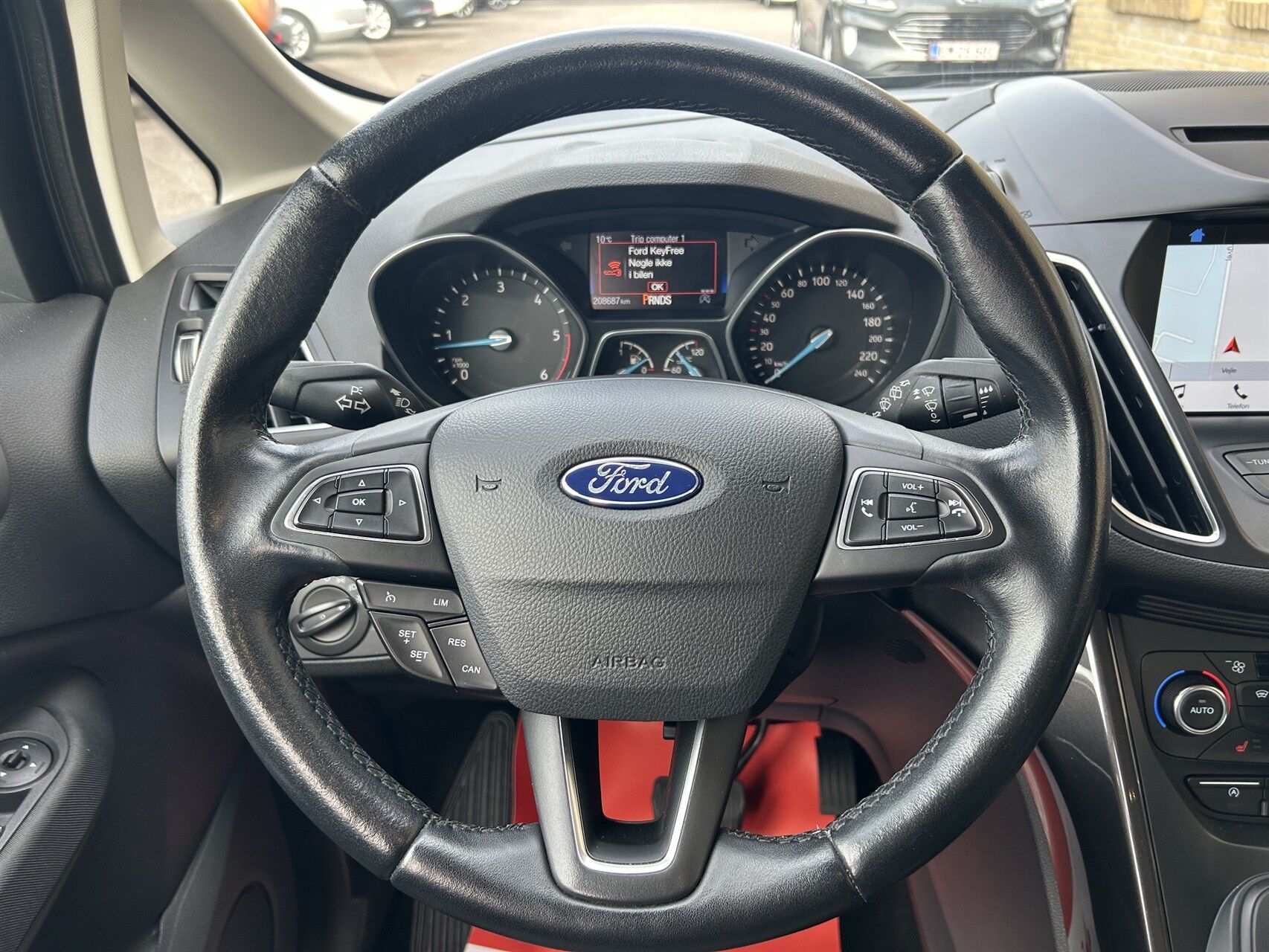 Billede af Ford Grand C-MAX 1,5 TDCi Titanium Powershift 120HK 6g Aut.