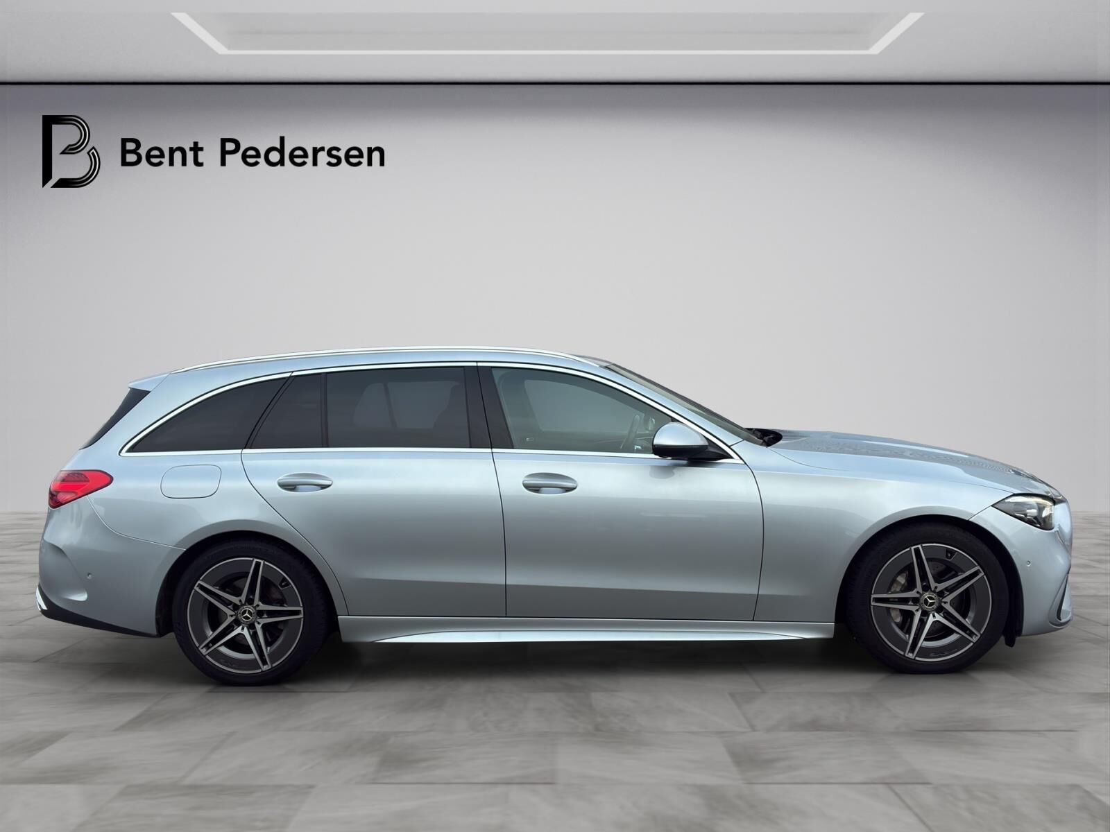 Billede af Mercedes-Benz C220 d T 2,0 D 9G-Tronic 200HK Stc Aut.