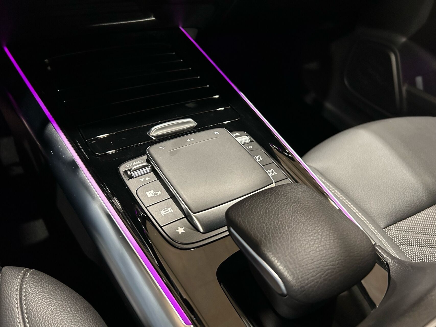 Billede af Mercedes-Benz EQA 250 EL Progressive 190HK 5d Aut.